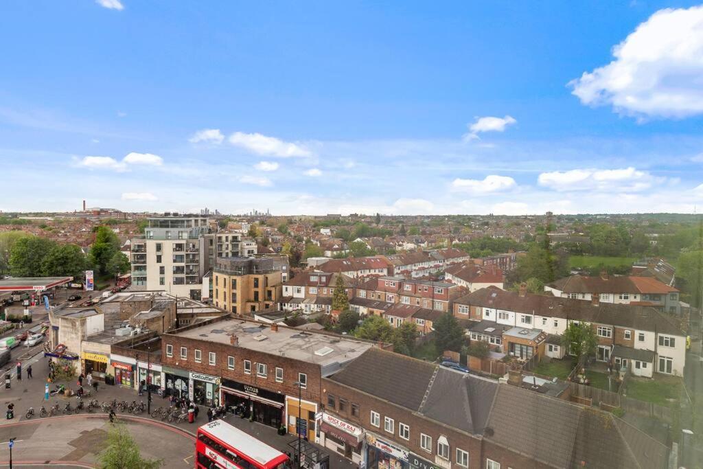 New Apartment 20 Mins From Waterloo London Bp36 Εξωτερικό φωτογραφία
